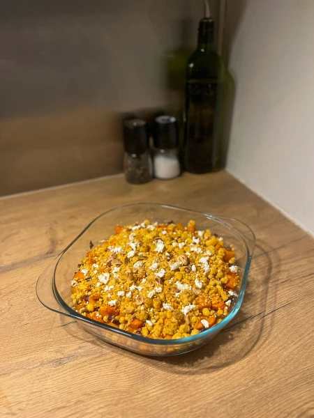 Image de la recette : Crumble fêta & légumes d'automne