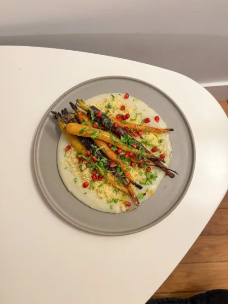 Image de la recette : Carottes rôties et crème de feta